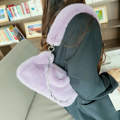 Sac à main pour femme unie – sac d’épaule élégant et doux, style luxe, avec chaîne. Nouveau sac sous l’aisselle simple et chic pour femme.