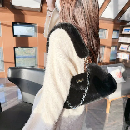 Sac à main pour femme unie – sac d’épaule élégant et doux, style luxe, avec chaîne. Nouveau sac sous l’aisselle simple et chic pour femme.