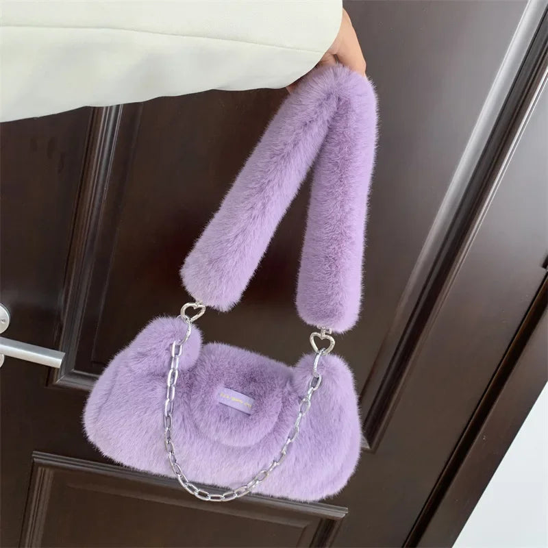 Sac à main pour femme unie – sac d’épaule élégant et doux, style luxe, avec chaîne. Nouveau sac sous l’aisselle simple et chic pour femme.