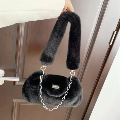 Sac à main pour femme unie – sac d’épaule élégant et doux, style luxe, avec chaîne. Nouveau sac sous l’aisselle simple et chic pour femme.