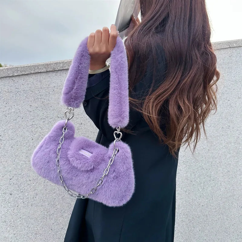 Sac à main pour femme unie – sac d’épaule élégant et doux, style luxe, avec chaîne. Nouveau sac sous l’aisselle simple et chic pour femme.